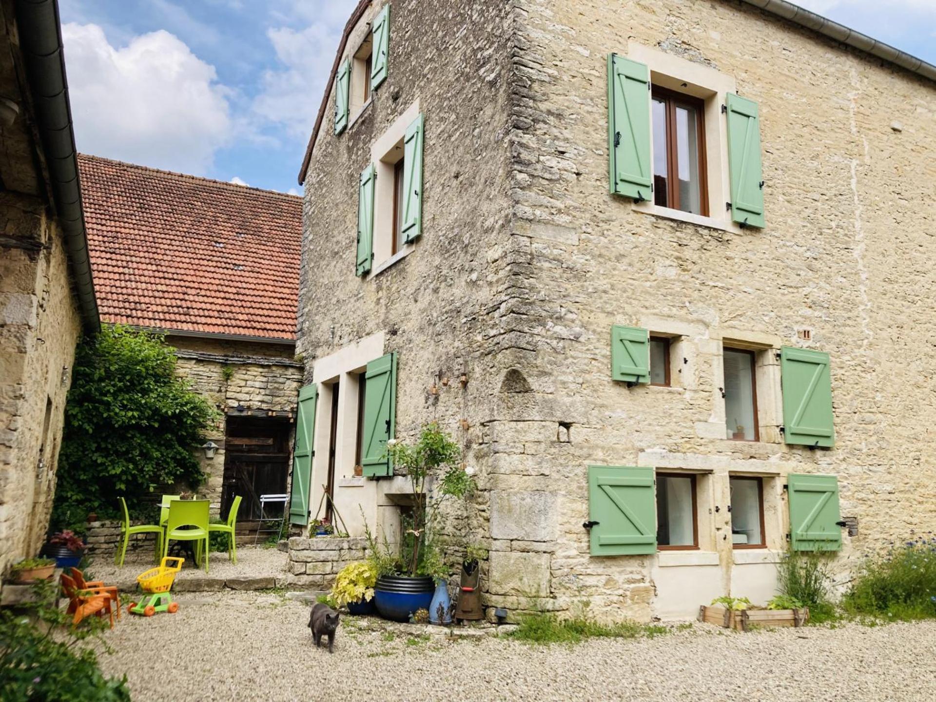 Rue De La Tour Du Pin Villa Fontaine-Française Eksteriør bilde